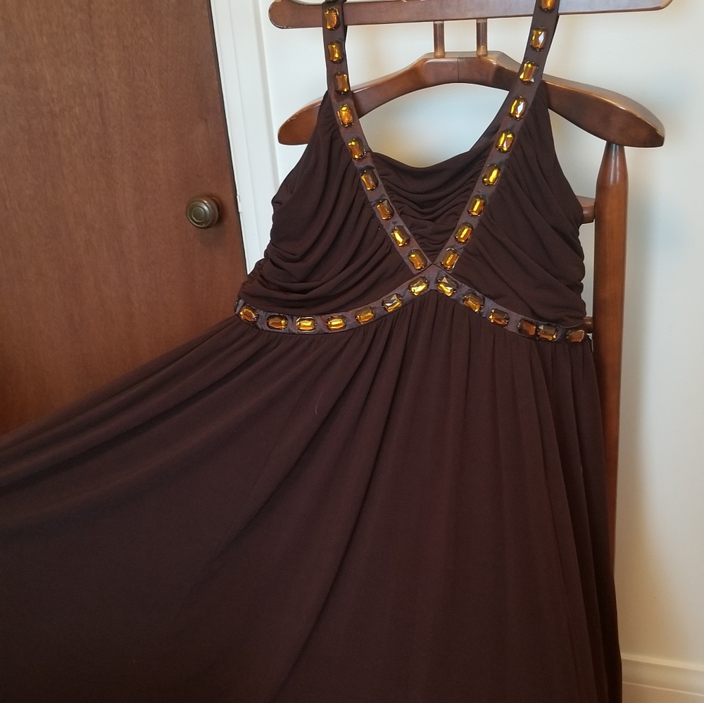 Dress - Picture 4 of 4